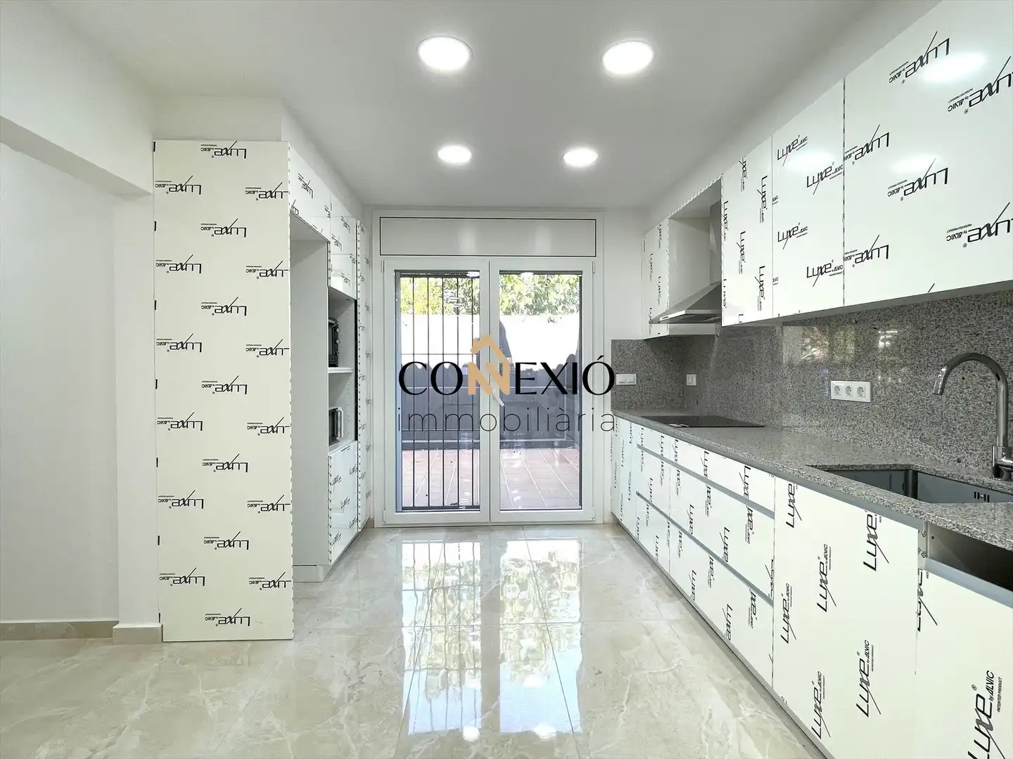 Cocina de Planta baja en venta en Sarrià de Ter con Aire acondicionado, Calefacción y Terraza