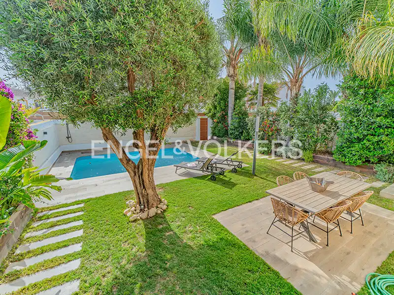 Casa pareada con piscina en venta en Calle Conrado Albadalejo 43, imagen 5