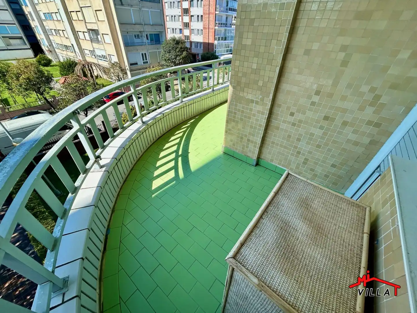Terraza de Piso en venta en Laredo con Calefacción, Terraza y Amueblado