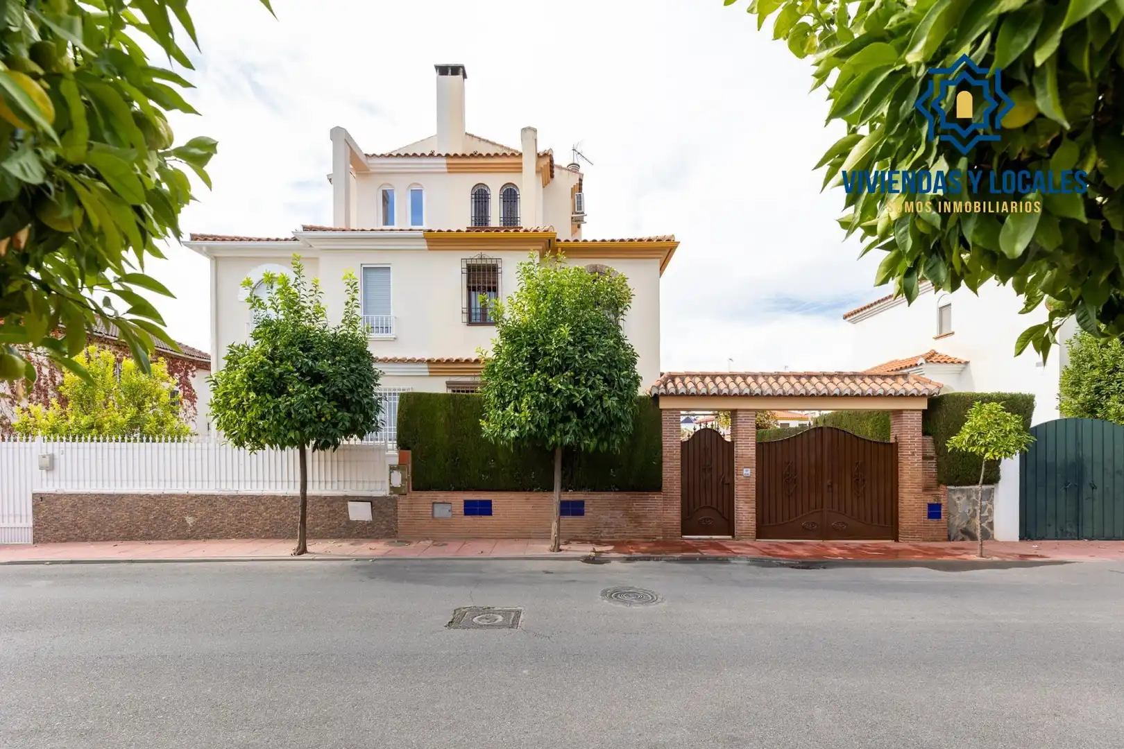 Adosado con piscina en venta en Peligros, imagen 46