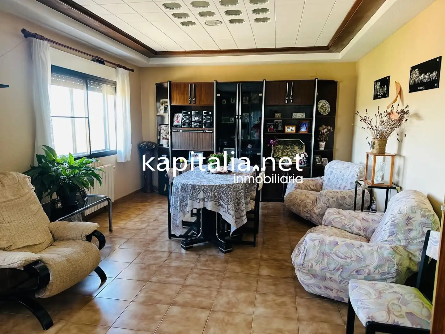 Sala de estar de Casa o chalet en venta en La Font de la Figuera con Calefacción, Jardín privado y Trastero