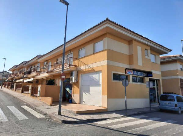 Vista exterior de Dúplex en venta en Totana
