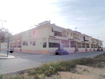Casa bifamiliare in vendita a C/ Ángel Hernández