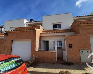 Exterior view of Single-family semi-detached for sale in Cabezamesada  with Terrace