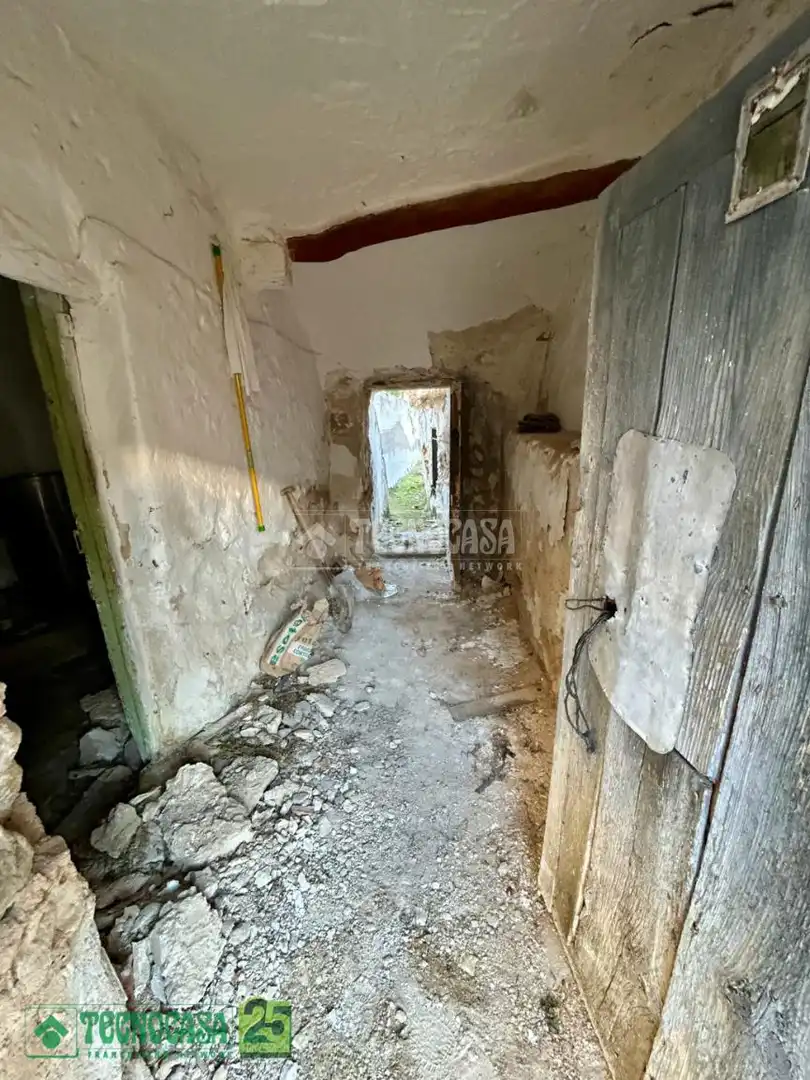 Houses for sale in Huerta de Valdecarábanos