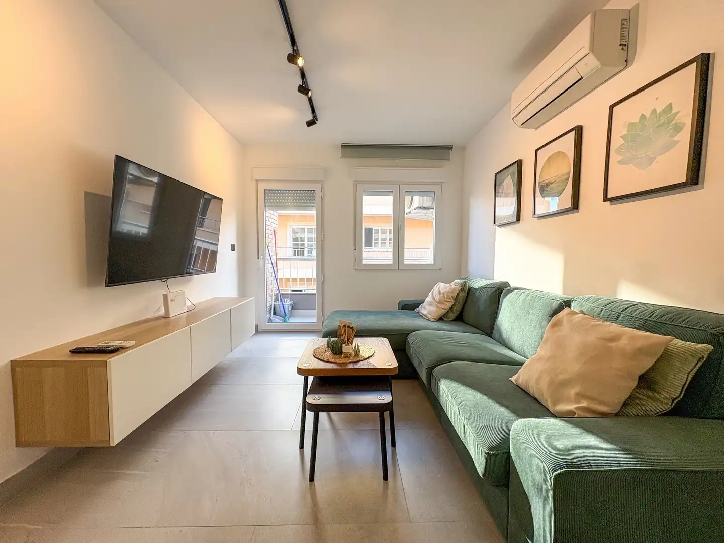 Wohnzimmer von Wohnung zum Verkauf in Torrevieja mit Klimaanlage, Heizung und Terrasse