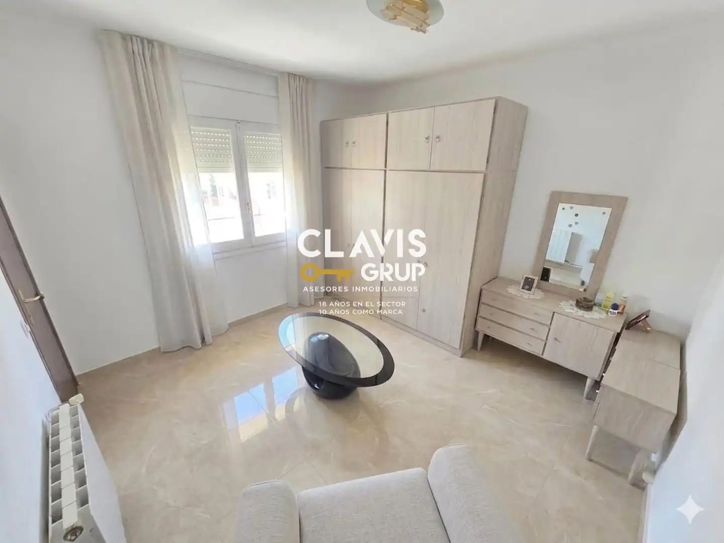 Appartamento con terrazza in vendita a Nou Barris, imagen 4