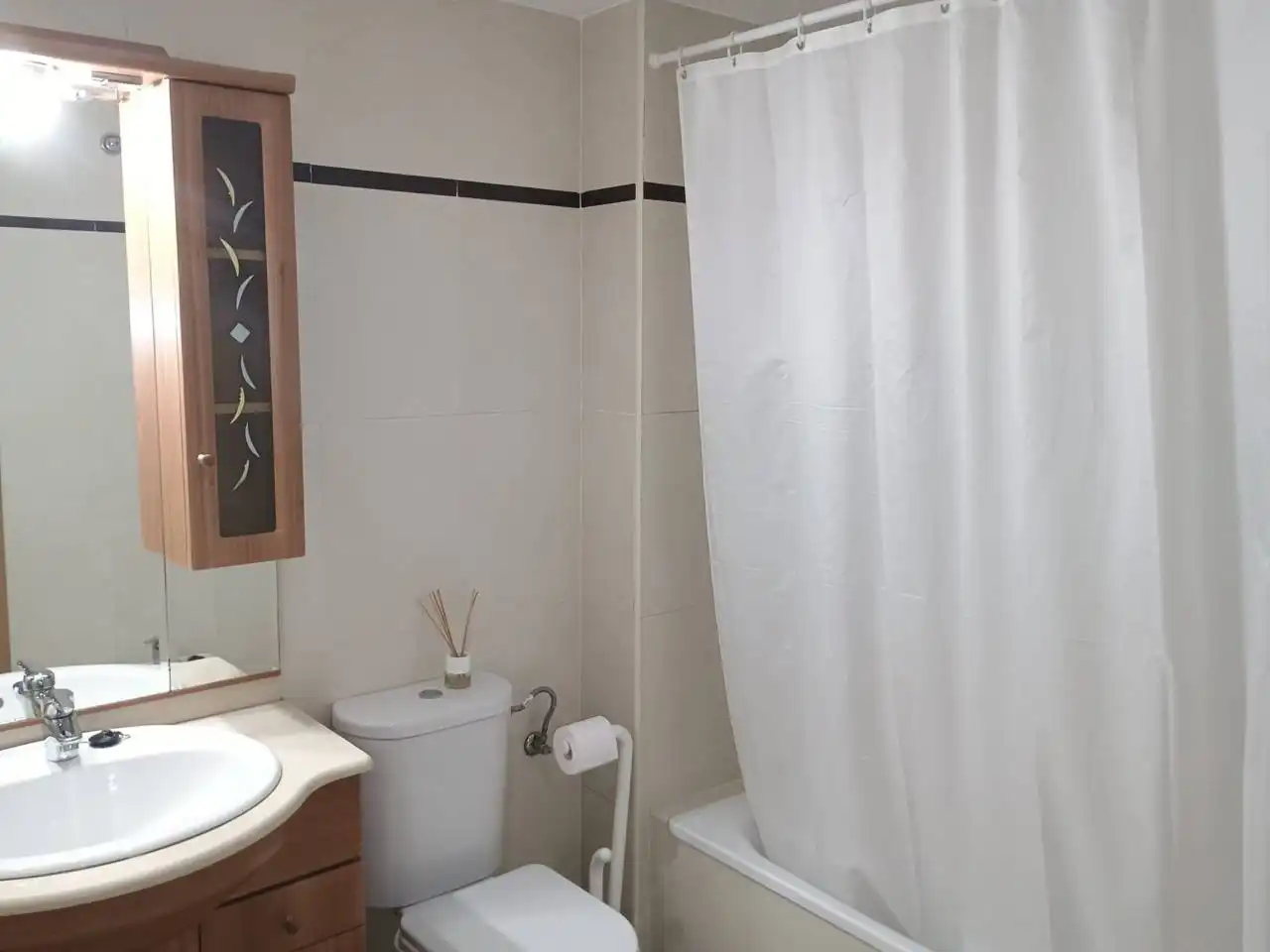 Bathroom of Apartments for rent in Torremolinos  with Air Conditioner, Heating and Terrace