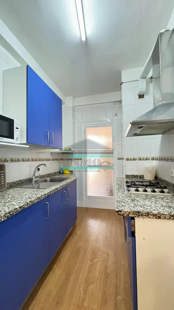Kitchen of Flat for rent in Granada  with Air Conditioner, Heating and Terrace