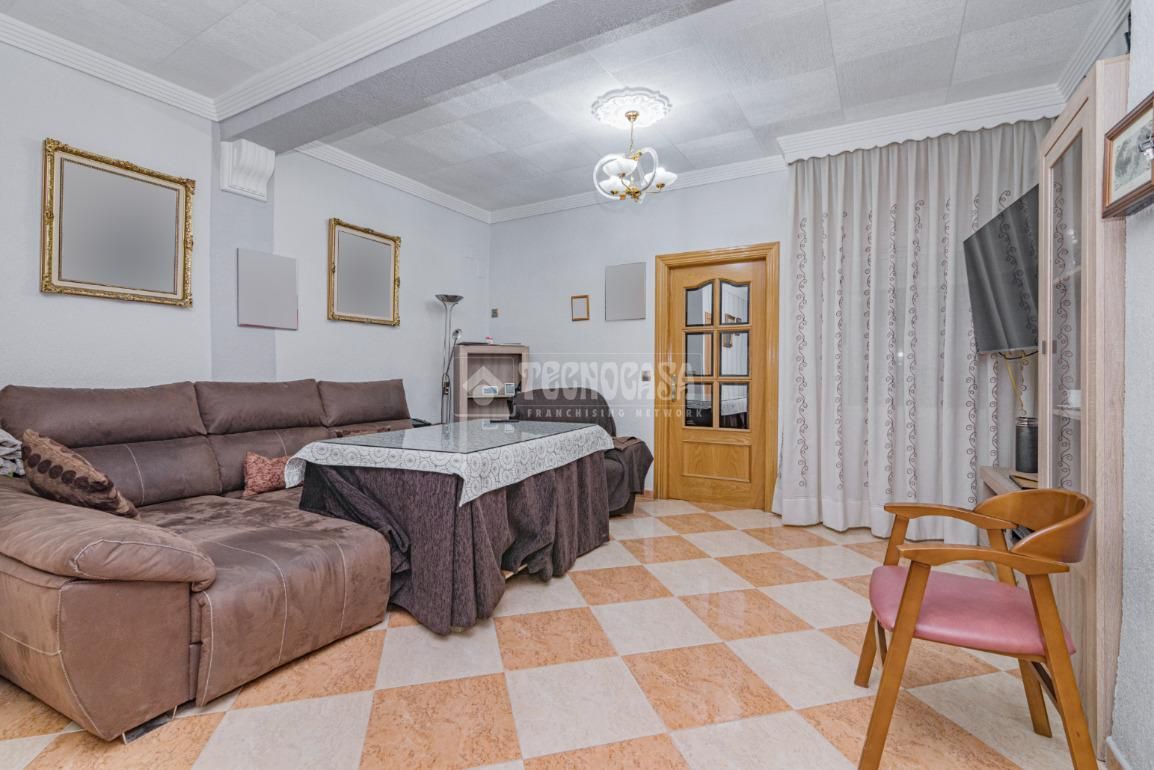 Living room of Single-family semi-detached for sale in Deifontes  with Storage room