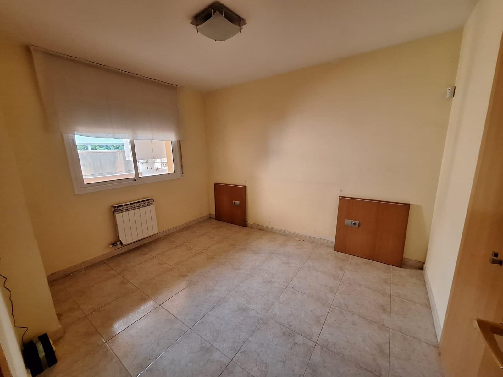 Bedroom of Flat for sale in Rubí  with Balcony