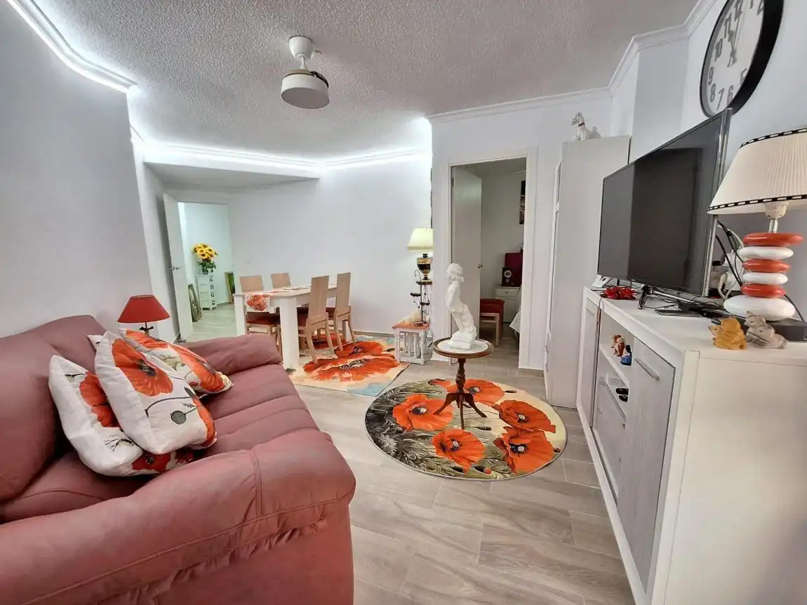 Apartamento con ascensor en venta en Calle Bergantín, imagen 2