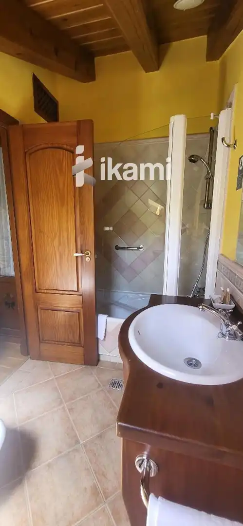 Badezimmer von Gebäude zum Verkauf in Sepúlveda