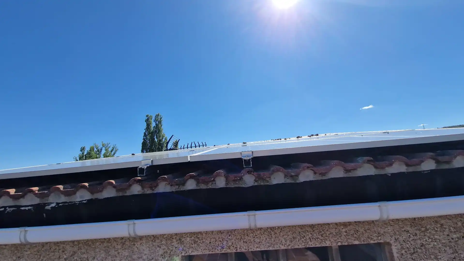 Vista exterior de Casa o chalet en venta en Mantinos con Calefacción, Parquet y Terraza