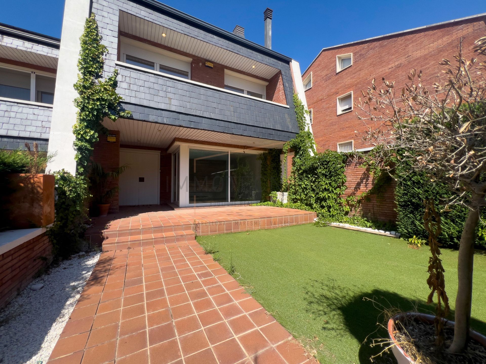 Jardí de Casa adosada en venda en L'Ametlla del Vallès amb Aire condicionat, Calefacció i Jardí privat