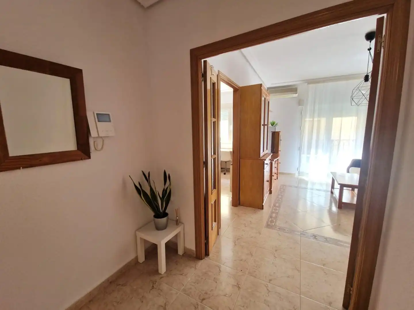 Flat for rent in Plasencia  with Air Conditioner and Heating