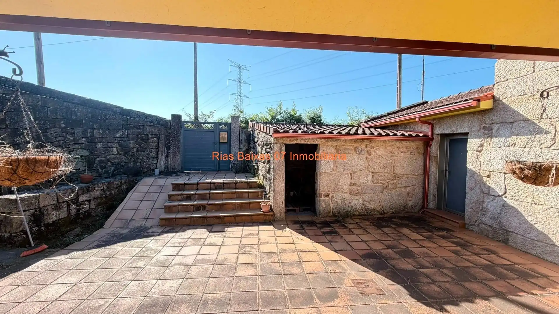 Vista exterior de Casa o chalet en venta en Covelo con Calefacción, Jardín privado y Terraza