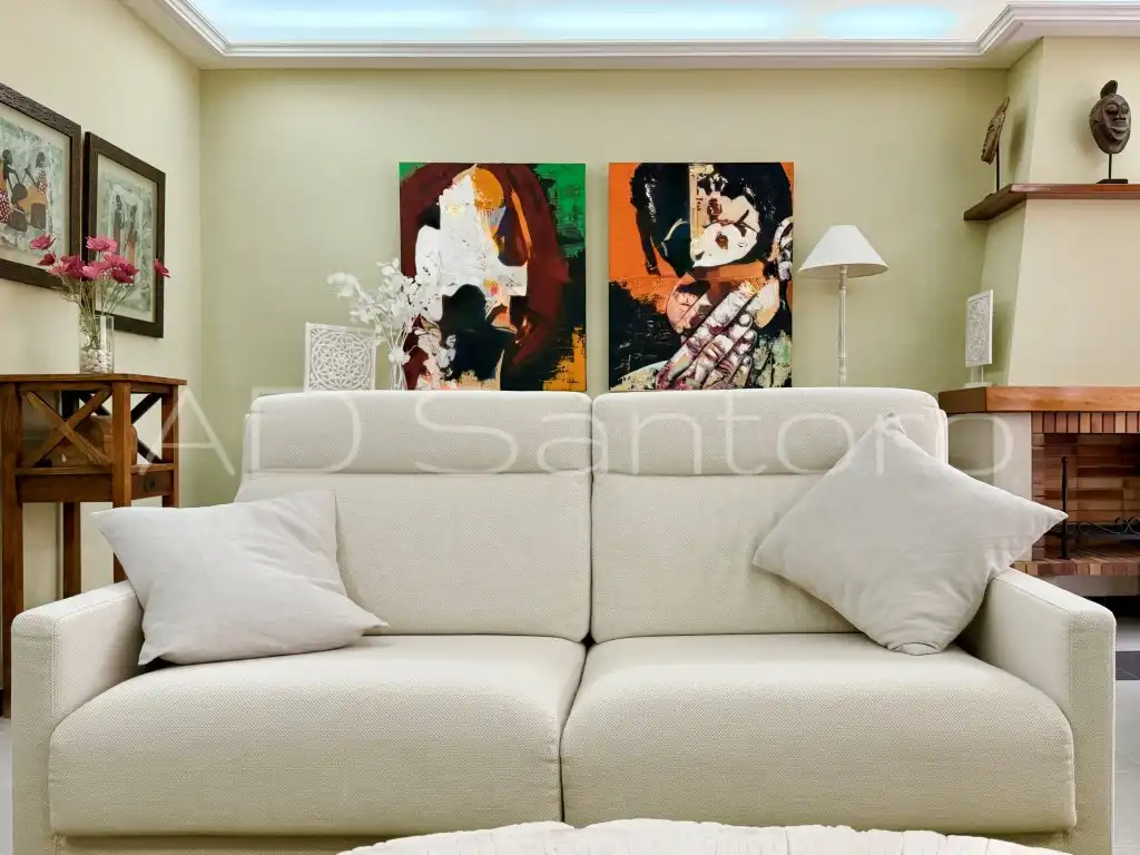 Sala de estar de Casa adosada en venta en Vilanova i la Geltrú