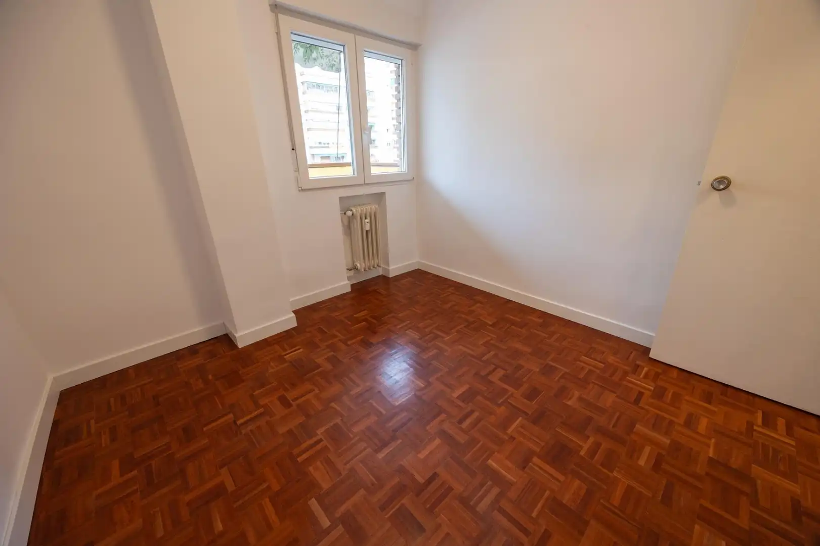 Flat for rent in Madrid  with Parquet flooring and Terrace