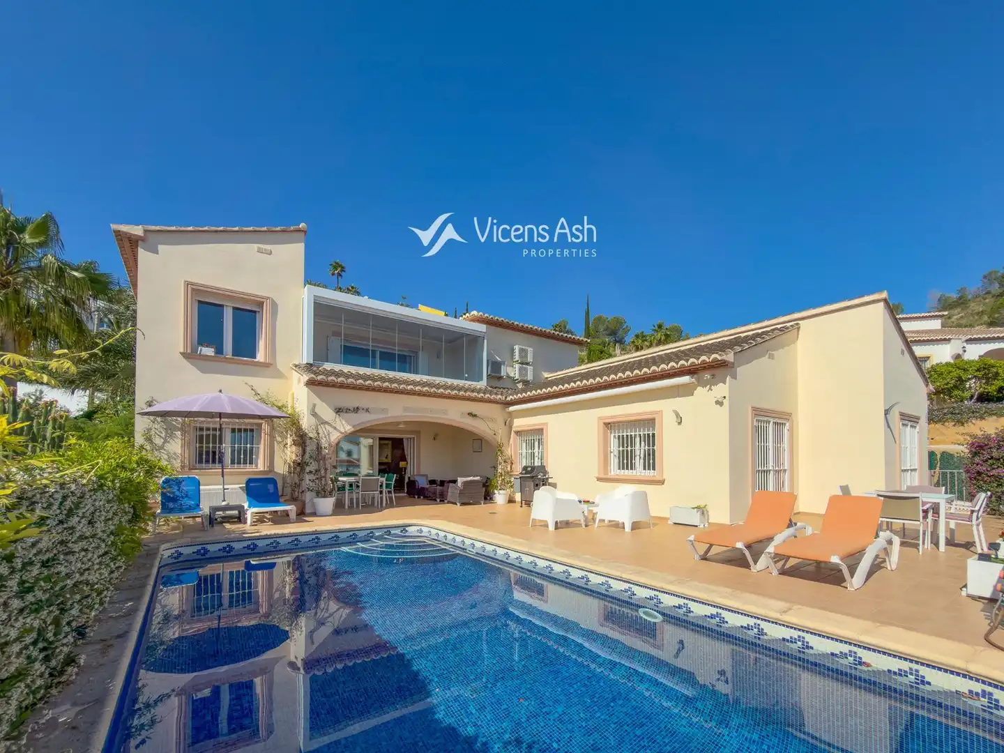 Exterior view of Houses for sale in Jávea / Xàbia  with Air Conditioner, Heating and Terrace