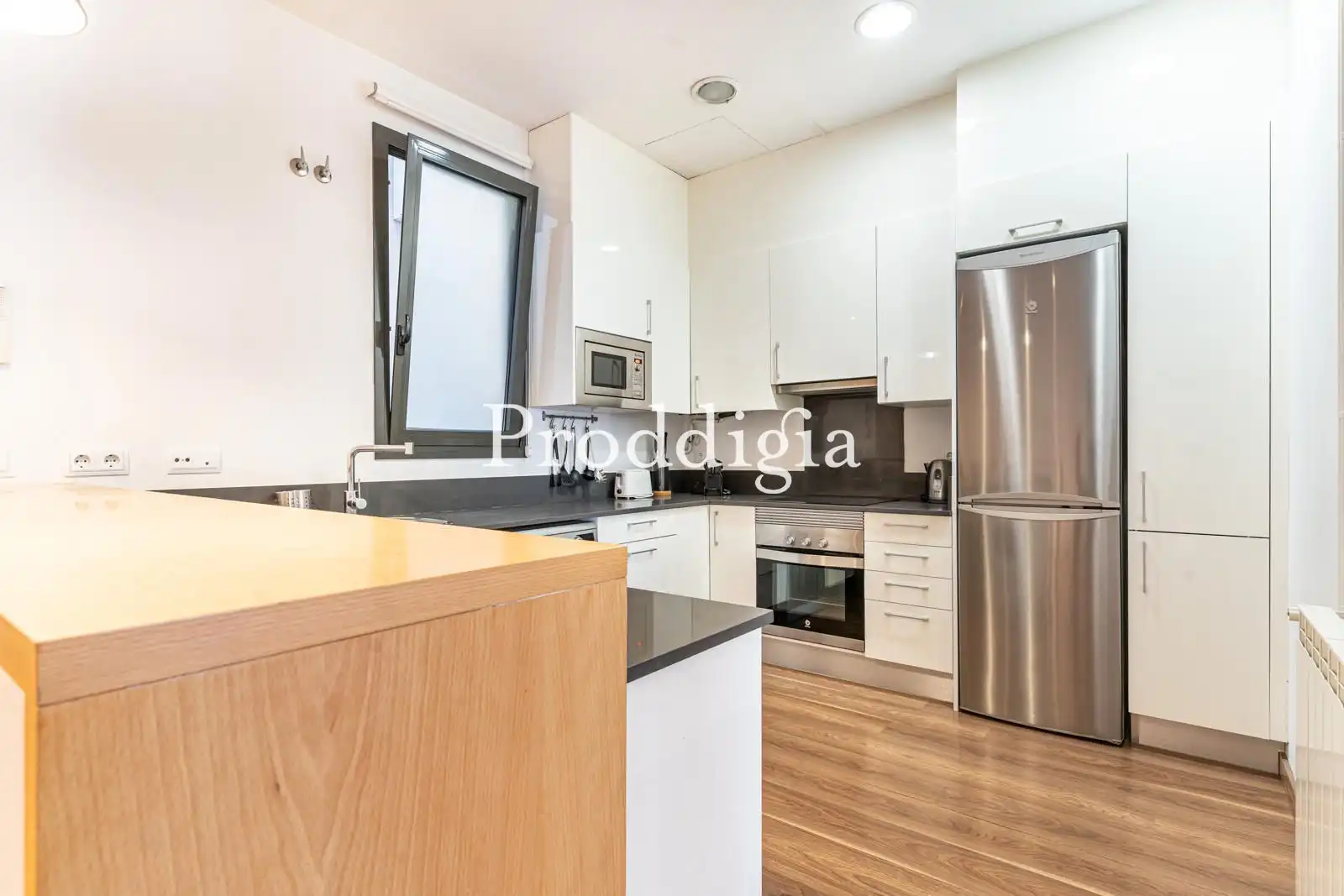 Kitchen of Flat for rent in Barcelona  with Air Conditioner and Furnished