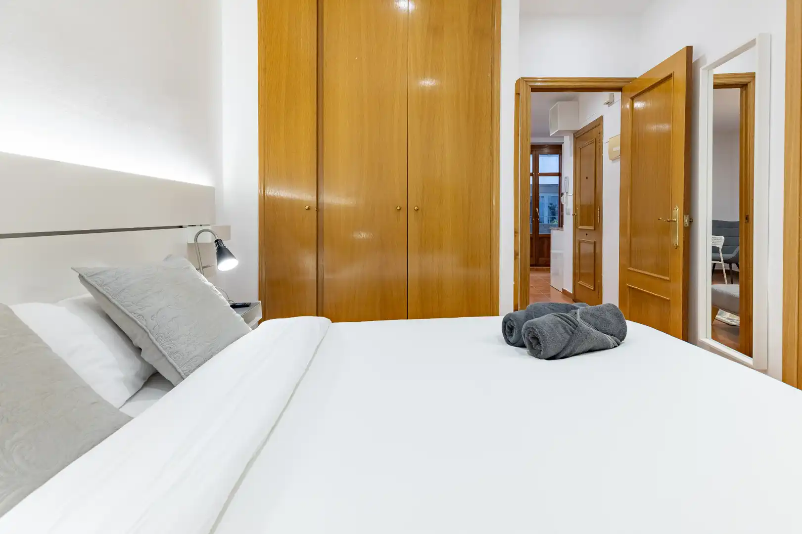 Schlafzimmer von Wohnungen zur Miete in Valencia mit Klimaanlage, Heizung und Möbliert