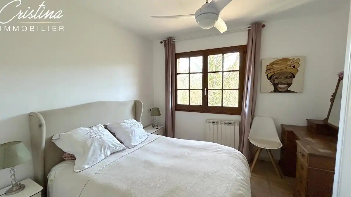 Dormitori de Casa adosada en venda en Santa Cristina d'Aro amb Calefacció