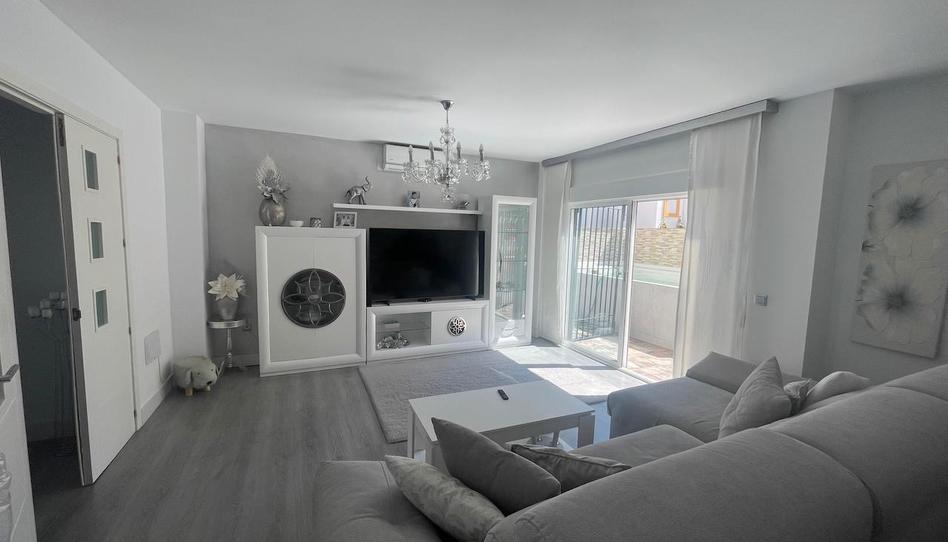 Foto 1 de Casa adosada en venda a Calle Ribera del Duero, 2u, Viña Málaga, Málaga