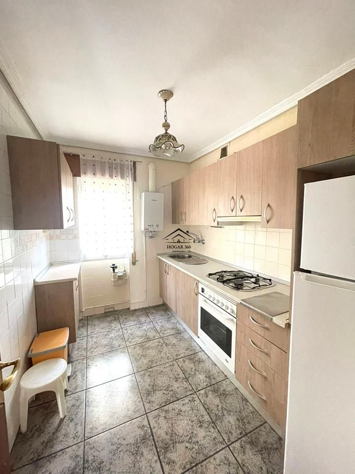 Cocina de Planta baja en venta en Cáceres Capital con Terraza y Amueblado