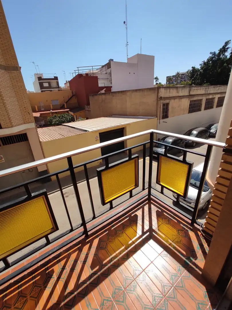 Terraza de Piso de alquiler en Meliana con Terraza y Amueblado