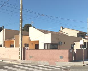 Exterior view of House or chalet for sale in Mont-roig del Camp  with Air Conditioner, Heating and Private garden