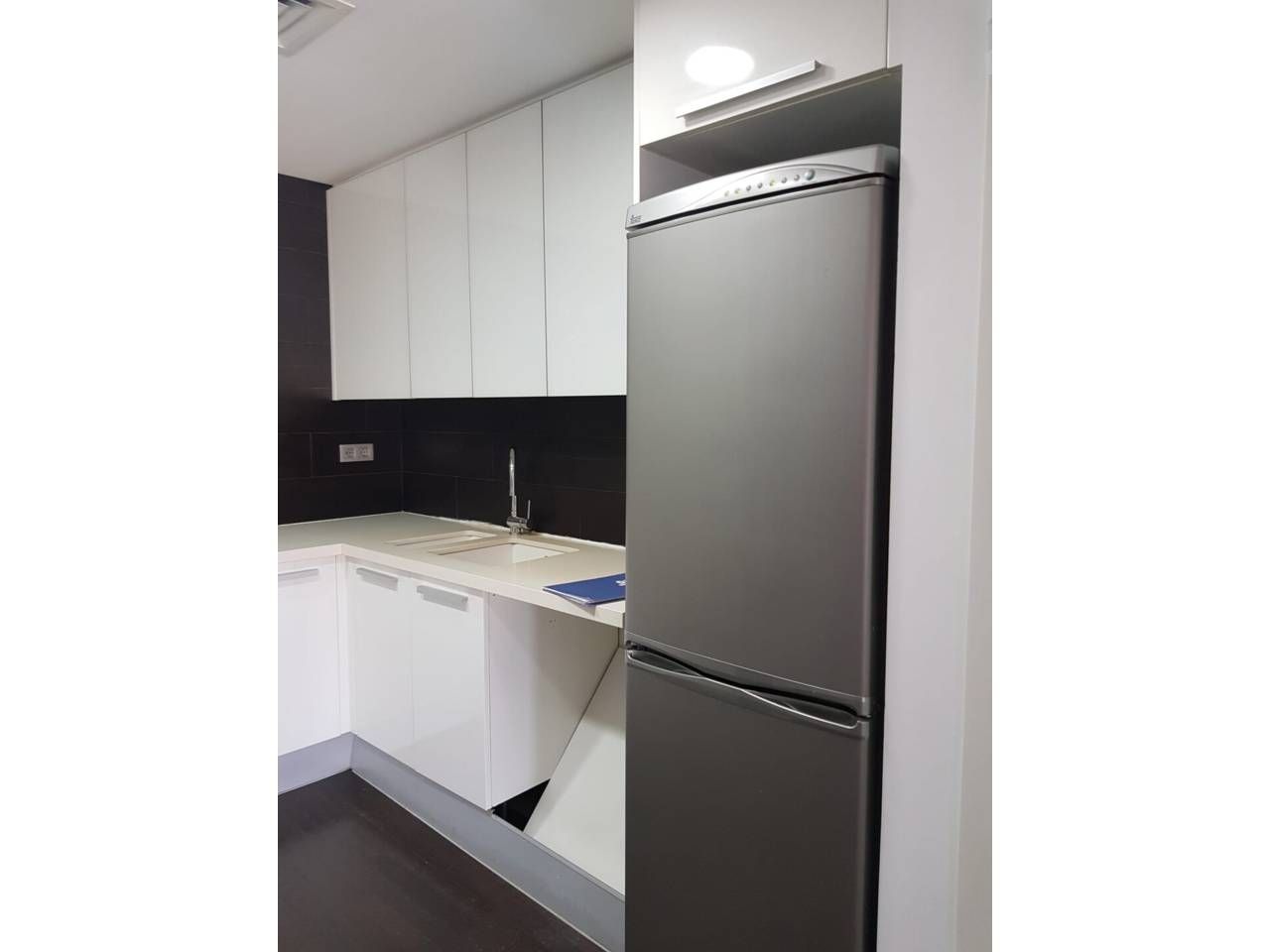 Pis en venda a Calle Escuela Pía, Centre , Centre - Sant Oleguer