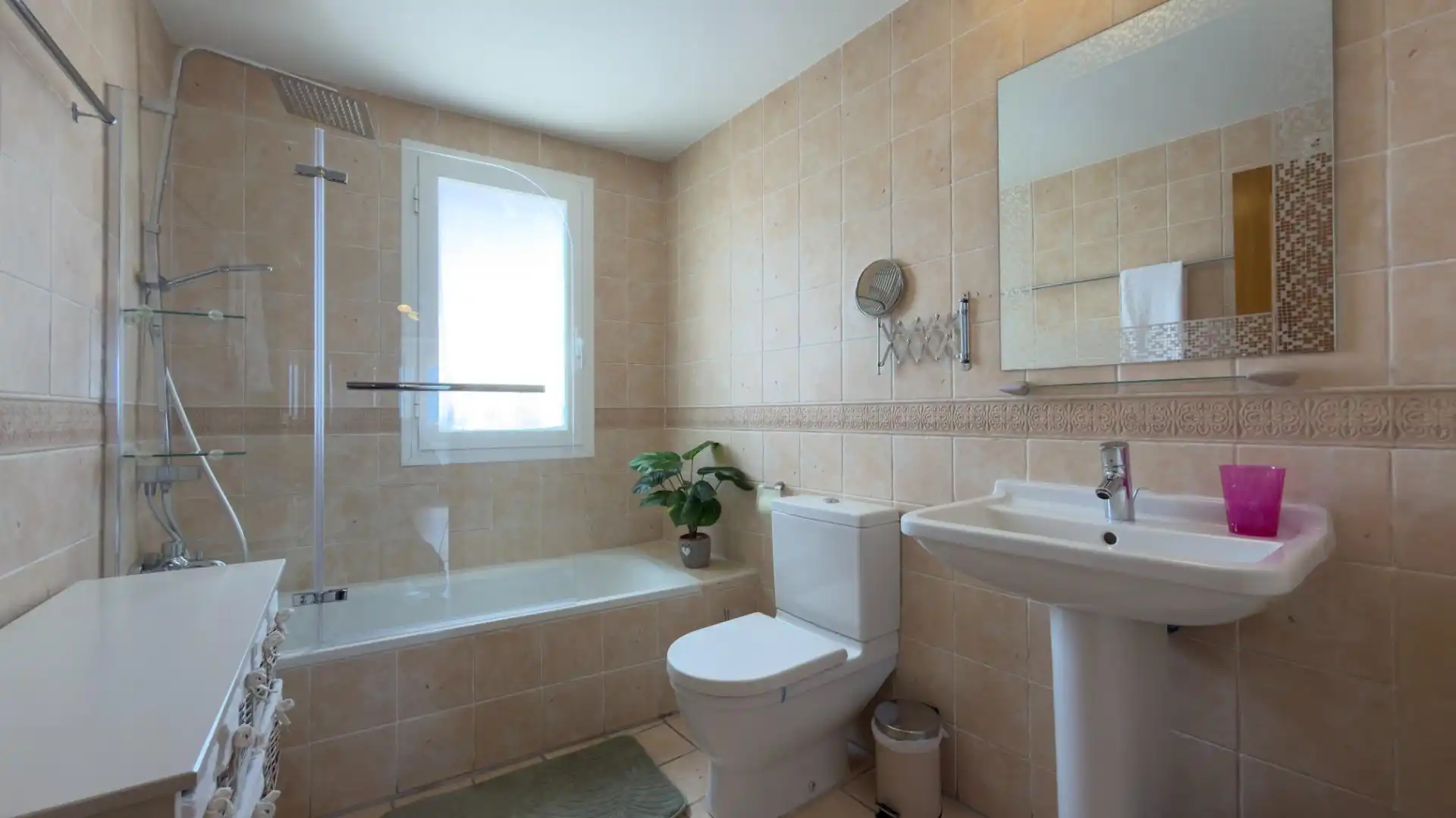 Bany de Casa o xalet de lloguer en Finestrat amb Aire condicionat i Moblat