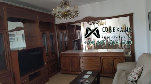 Piso en venta en Olvera, 3 dormitorios.