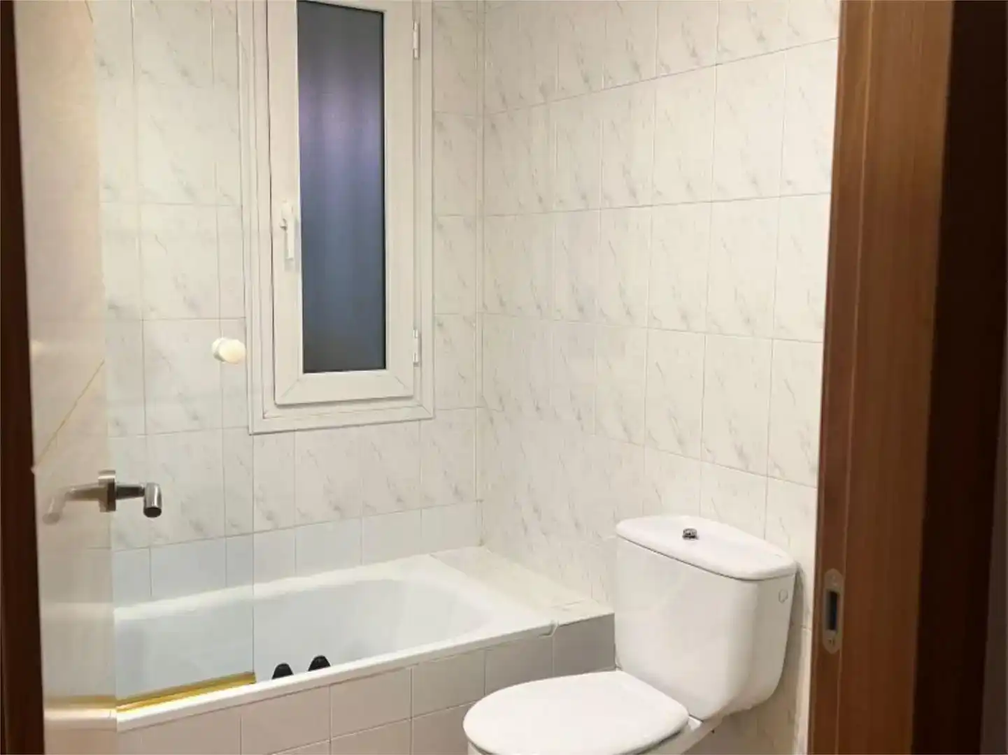 Badezimmer von Wohnung zur Miete in  Madrid Capital mit Klimaanlage