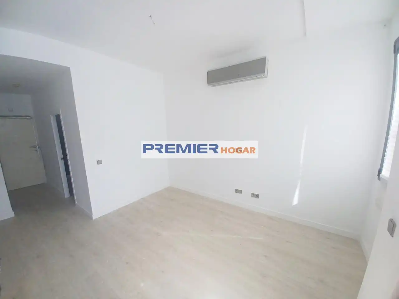 Dúplex con jardín en venta en Calle Arquímedes, imagen 6