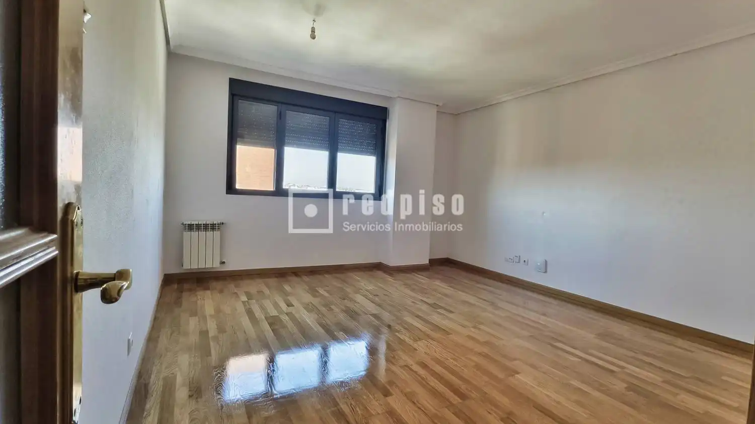 Bedroom of Flat for sale in Madrid  with Air Conditioner, Heating and Private garden