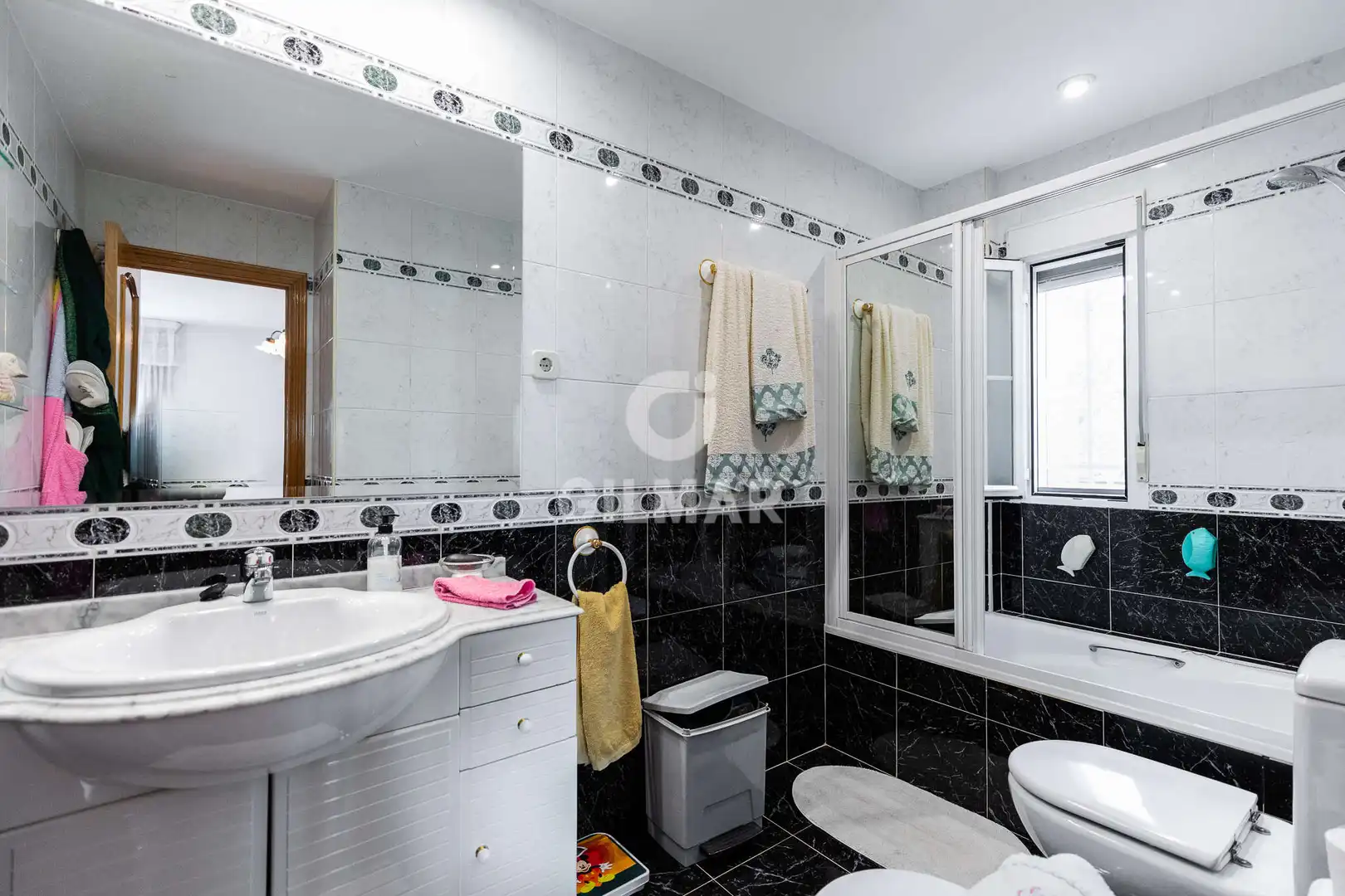 Bathroom of Houses for sale in Colmenarejo  with Heating, Private garden and Swimming Pool