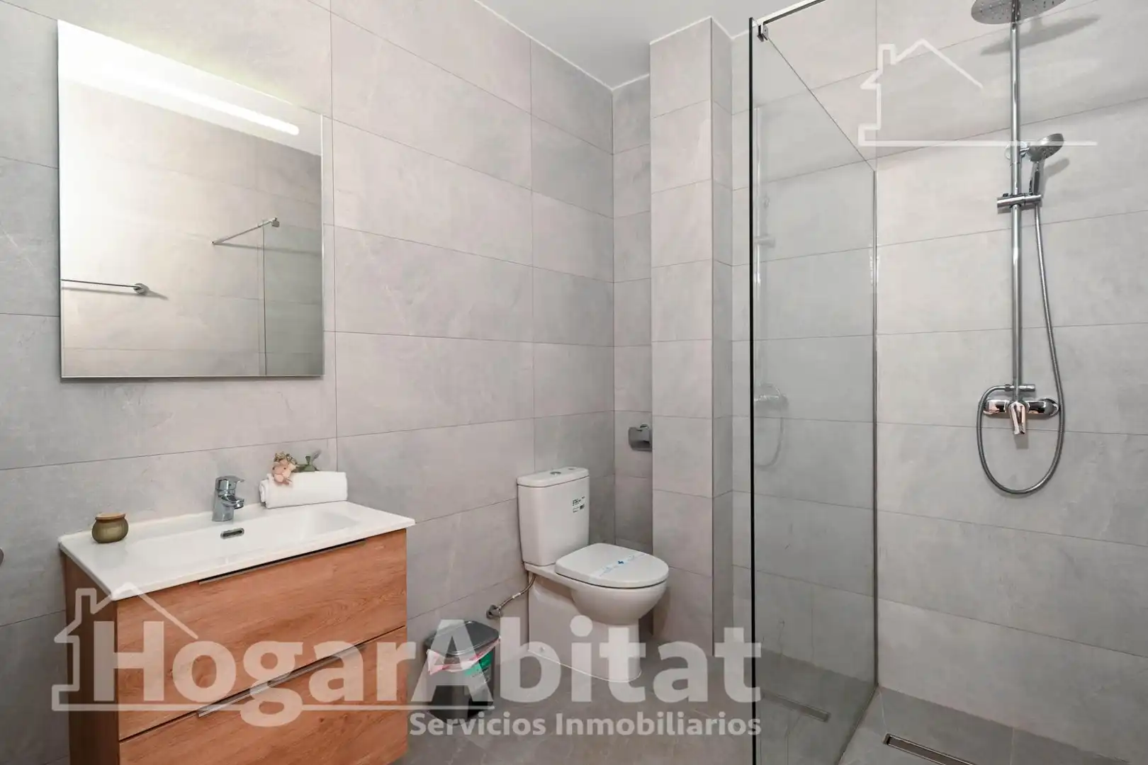 Bathroom of Flat for sale in Els Poblets  with Air Conditioner and Furnished