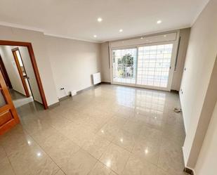 Exterior view of Flat for sale in Granollers  with Terrace and Balcony