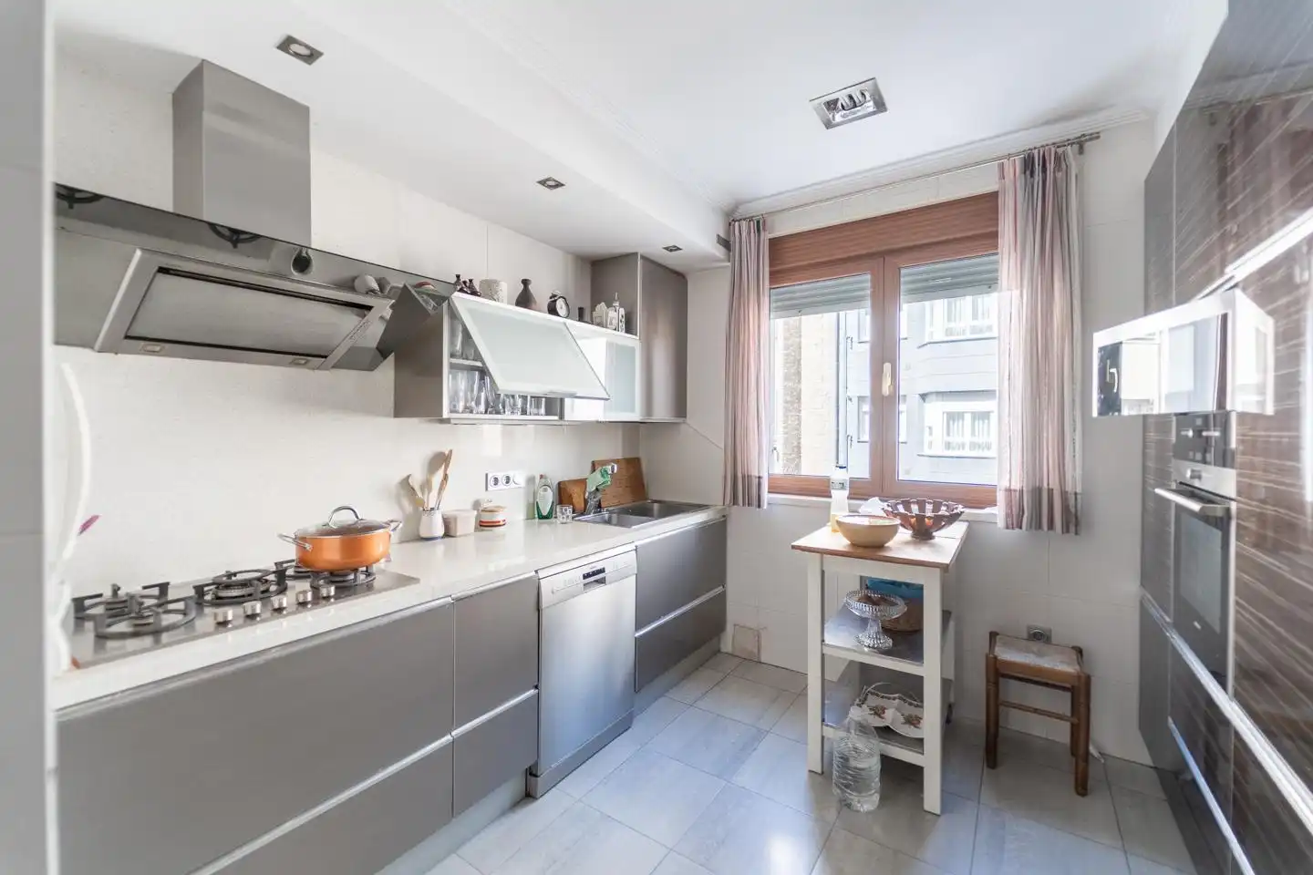 Piso con ascensor en venta en Calle Carreño Miranda, imagen 5