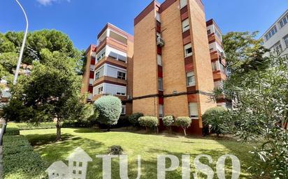 Flat for sale in Calle de Andorra,  Madrid Capital