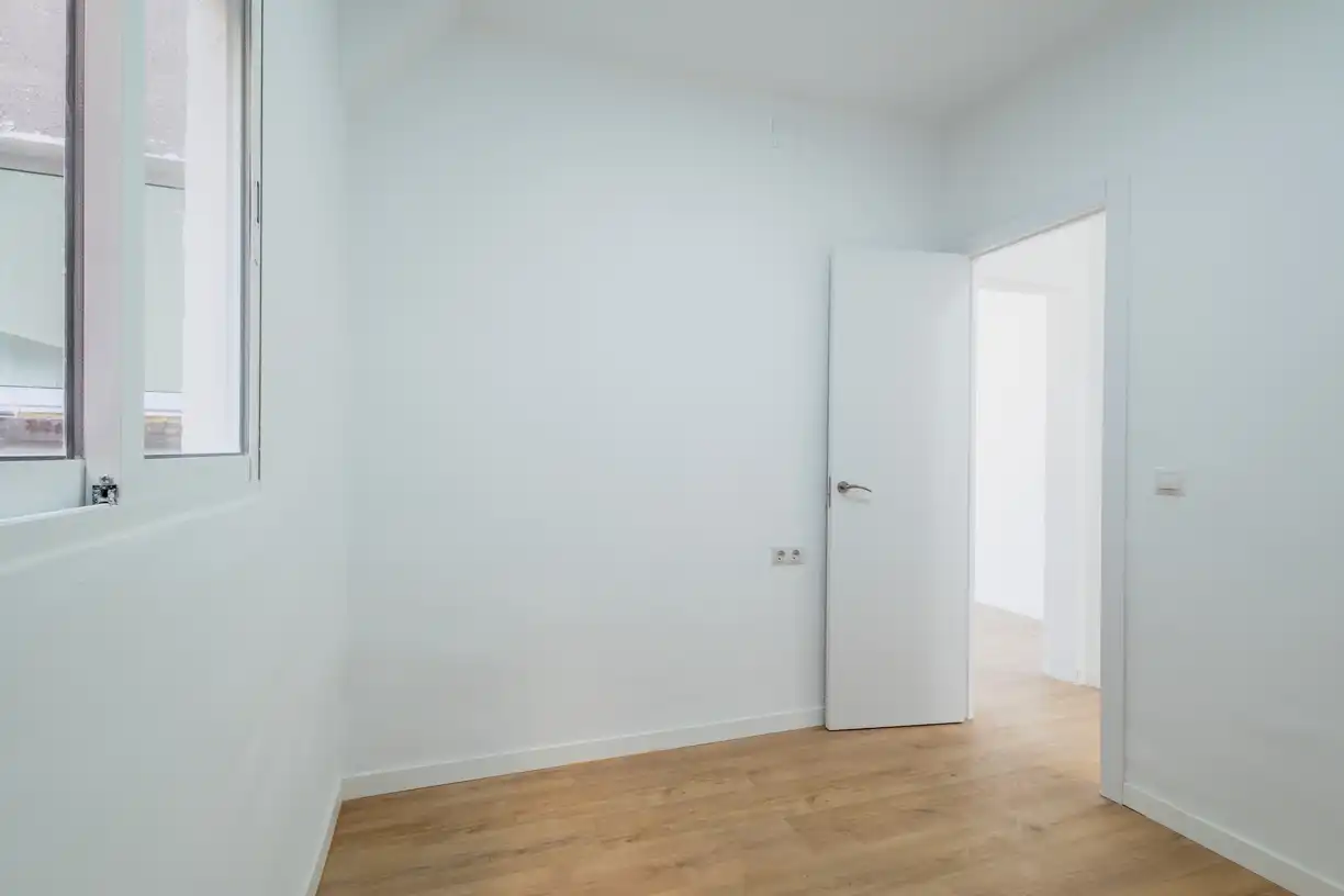 Piso en venta en Manresa con Horno y Balcón
