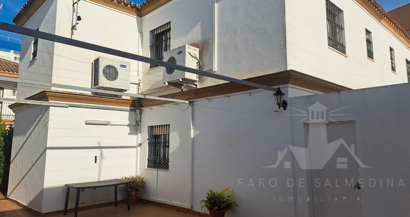 Exterior view of Single-family semi-detached for sale in Chipiona  with Air Conditioner, Storage room and Furnished