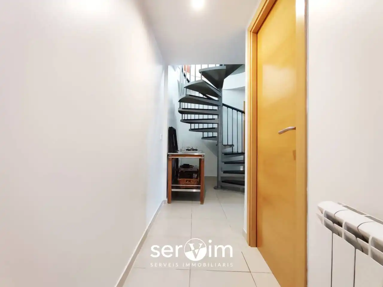 Piso en venta en Girona con Calefacción y Terraza