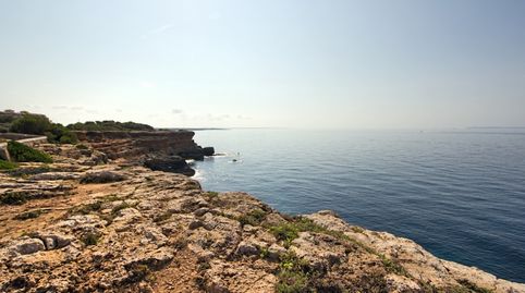 Solar en primera línea del mar en venta en Cala Pi, Mallorca, immagine 3