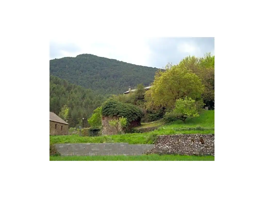 Casa o chalet en venta en C. Única Ligüerre, 2-6, Fiscal