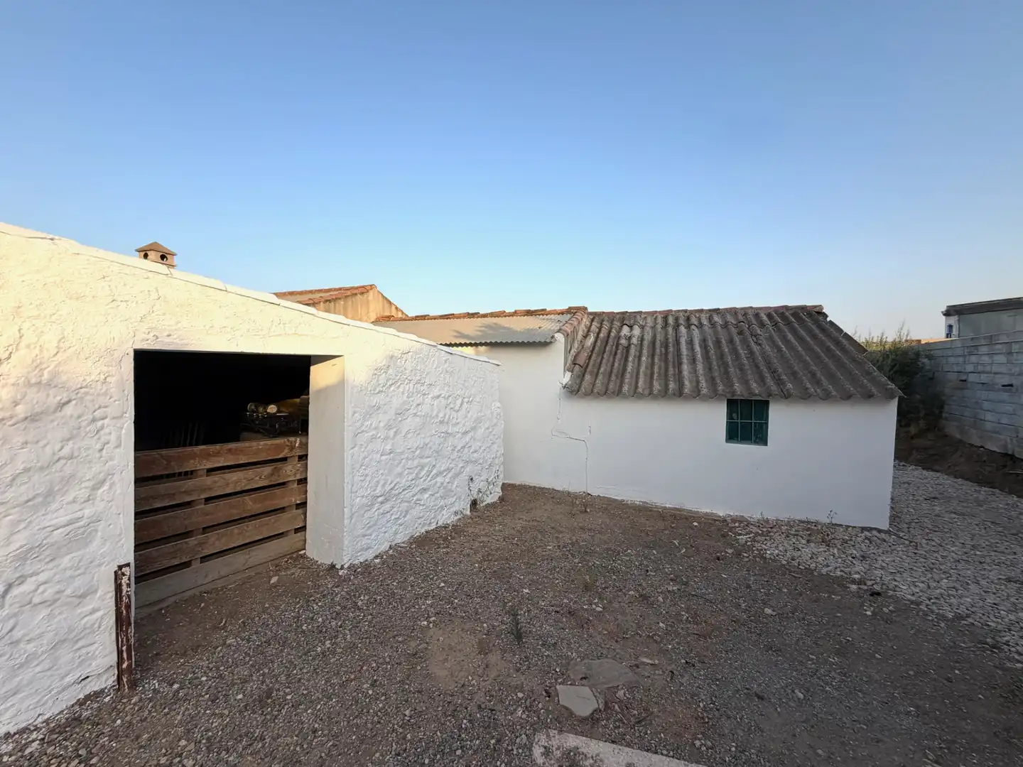 Vista exterior de Finca rústica en venda en Pizarra amb Aire condicionat, Jardí privat i Piscina