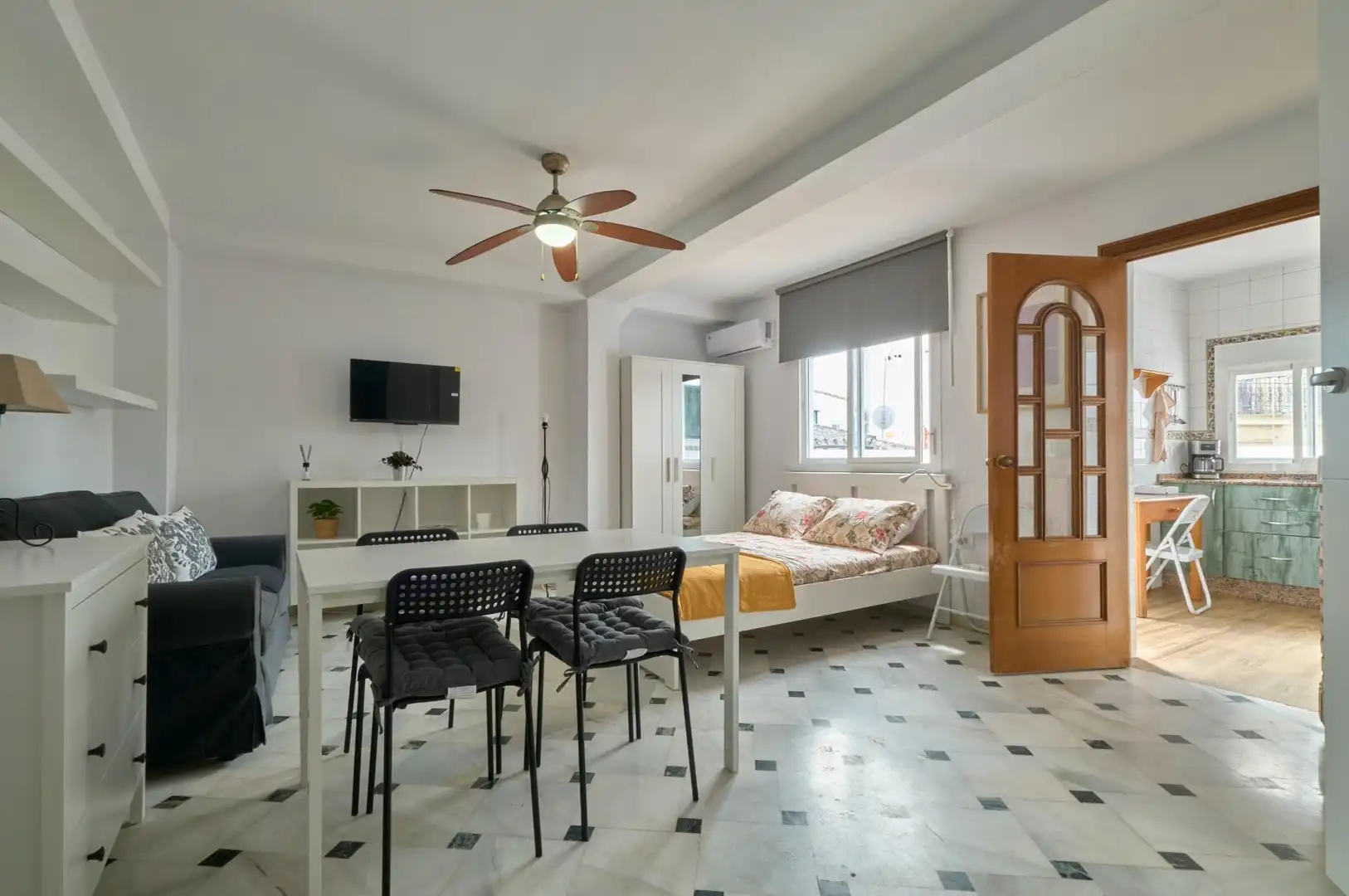 Bedroom of Attic for rent in Jerez de la Frontera  with Terrace and Furnished