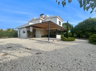 Detached house with pool for sale in La Font - Mezquitas